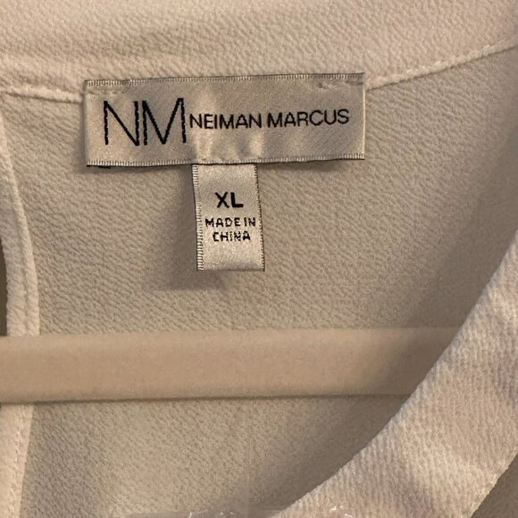 โจ๐๏ธ NWT - Neiman Marcus Pearl Embellished Ruffle Sleeve Blouse - XL ๐๏ธโจ - Picture 10 of 10